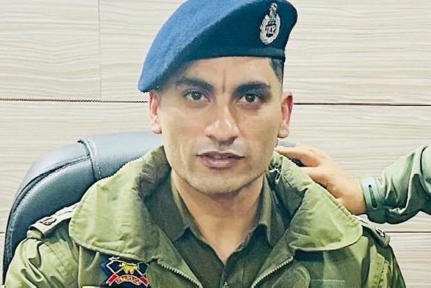 Jammu and Kashmir Police DSP Sheikh Aadil Mushtaq Arrested Over Alleged Connections With Terrorist