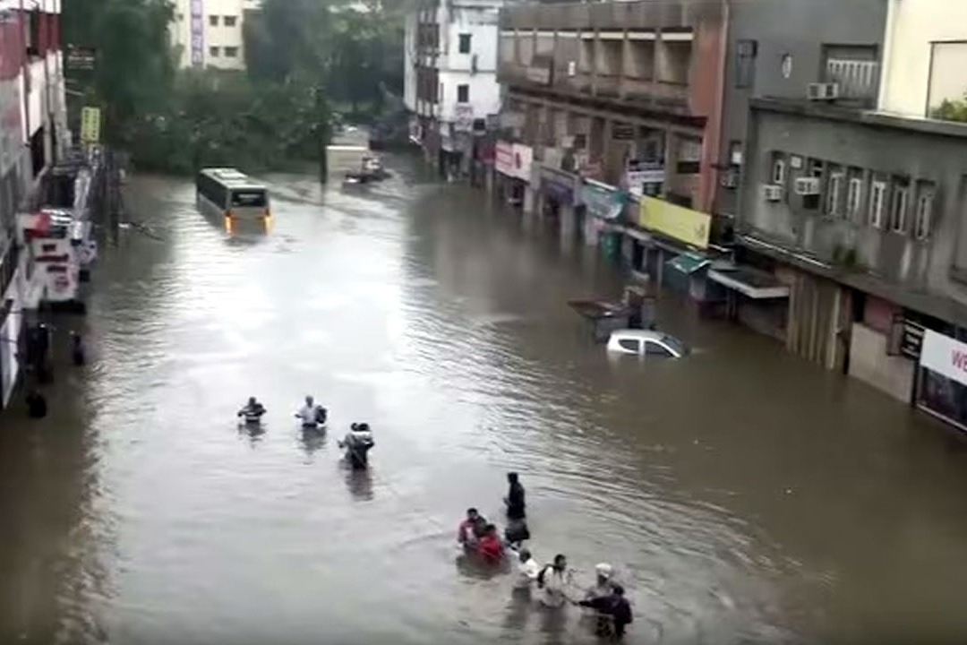 Nagpur flooded after overnight rain 