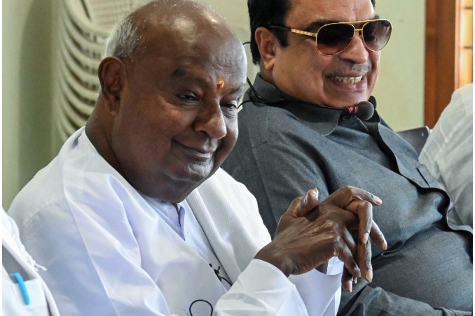 Deve Gowda defends party alliance with bjp