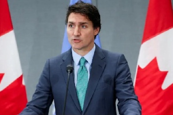 On behalf of Canada, Trudeau apologises for honouring Nazi veteran