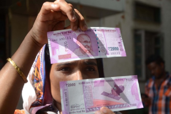 RBI extends deadline for returning Rs 2,000 notes