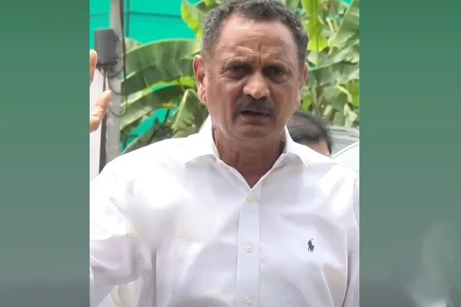 Police arrests TDP leader Bandaru Sathyanarayana