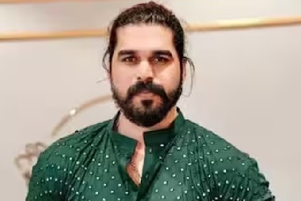 Actor-model Shiyas Kareem detained at Chennai airport in rape and cheating case
