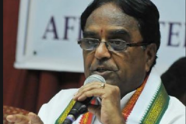Jolt to Cong in Telangana as senior leader quits