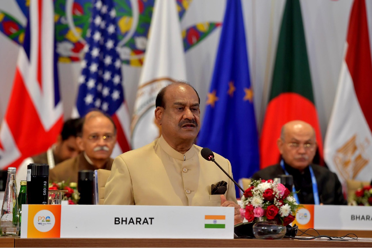 Birla stresses on multilateralism, says no issue can be viewed in isolation
