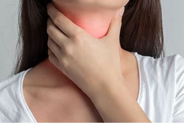 Can prolonged sore throat lead to cancer