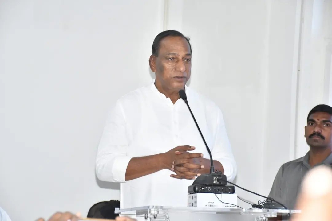 Minister Malla Reddy comments on political rivals
