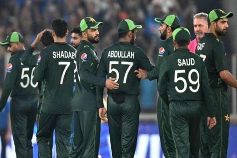Pak fans troll their team amid diminishing chances of semis for pakistan