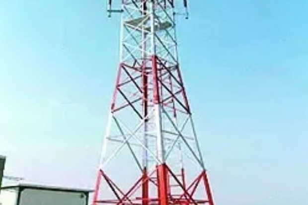 PM urges states to set up mobile towers in all uncovered villages within this fiscal