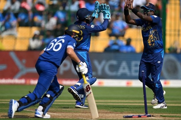 Sri Lanka scalps England top order