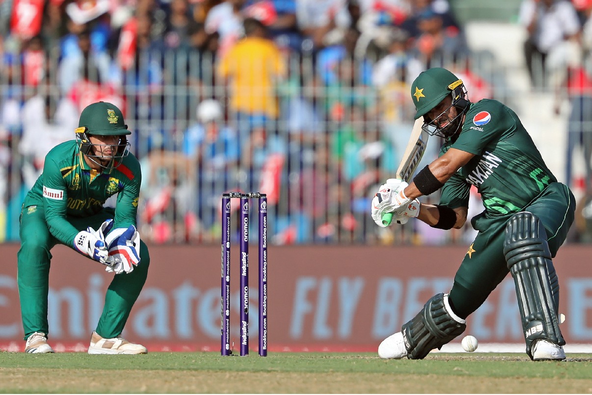 Pakistan set easy target for South Africa