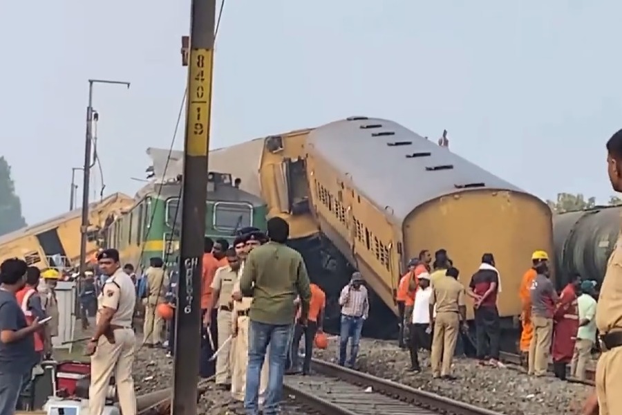Several trains cancelled due to train accident in Andhra Pradesh