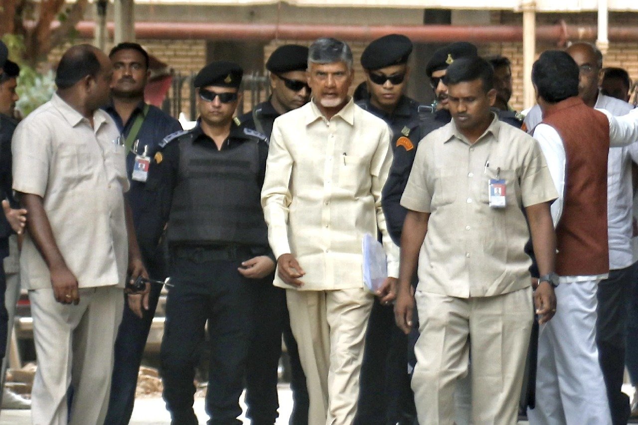 Ap Cid Files One More Case On Chandrababu Naidu In Liquor Scam