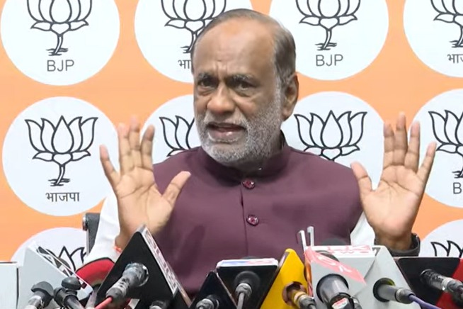 BJP Laxman responds on tdp support to congress