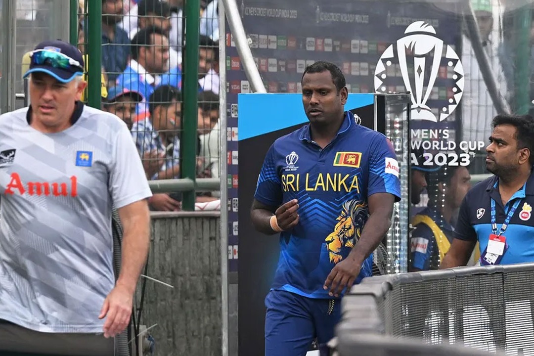 Fourth umpire is wrong says Angelo Mathews
