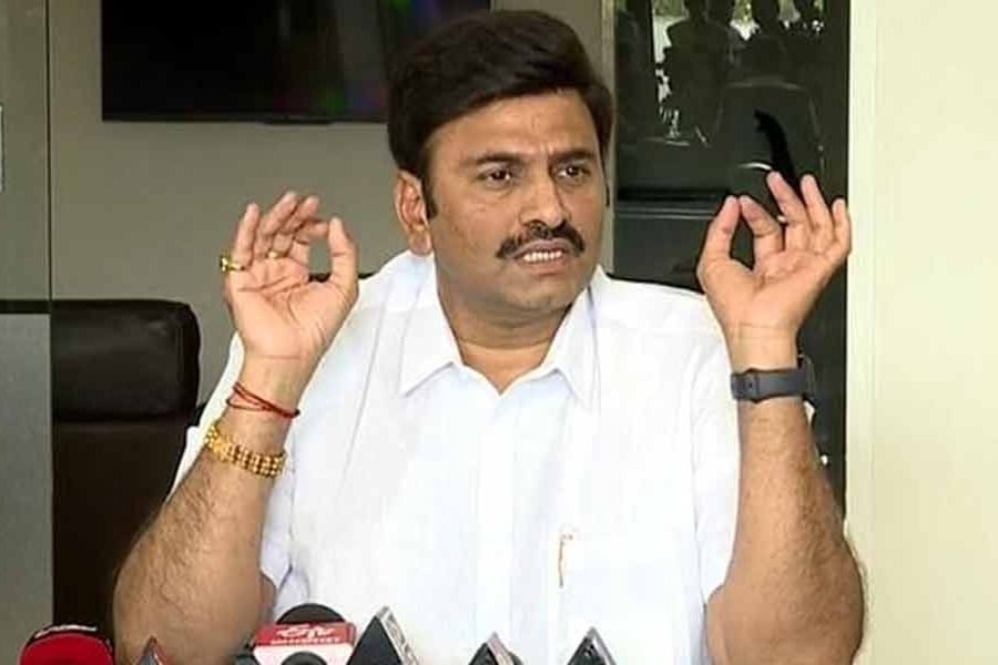 Raghurama files implead petition in AP High Court