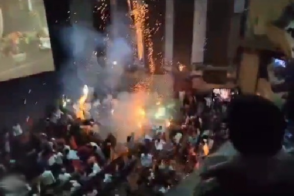 Salman Khan reacts to fans celebrating with firecrackers in Tiger3 theaters 