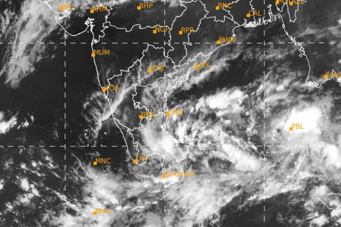 Heavy to heavy rain alert for AP due to low pressure