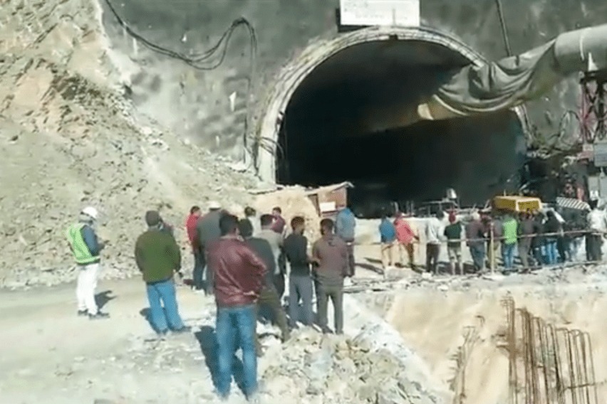 Tunnel collapse: Some trapped workers speak to their kin through pipe