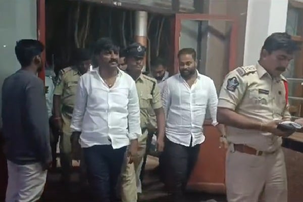 Court rejects police petition seekin BTech Ravi custody