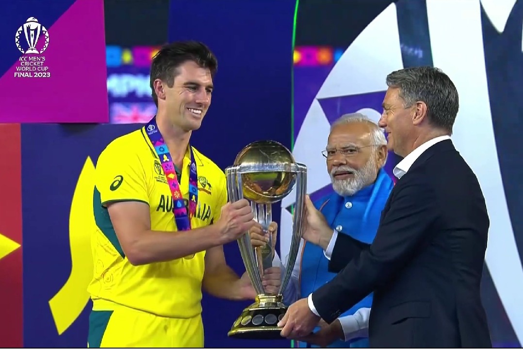 PM Modi handed over the world cup to Aussies skipper Pat Cummins