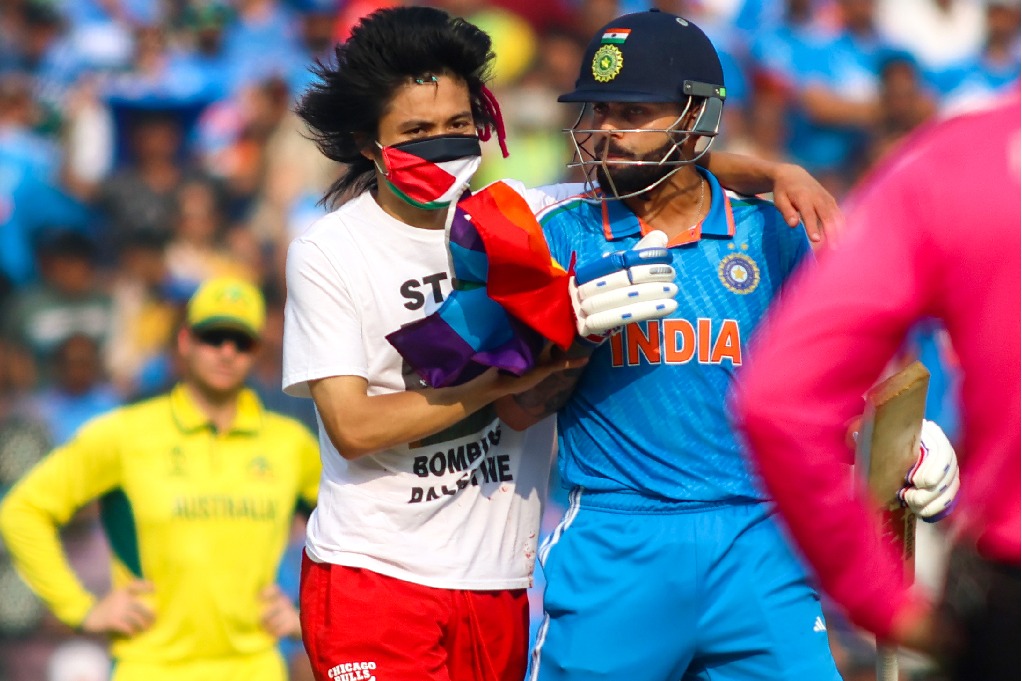 Tiktoker who interrupted India vs Australia final is a Australia serial pitch invader
