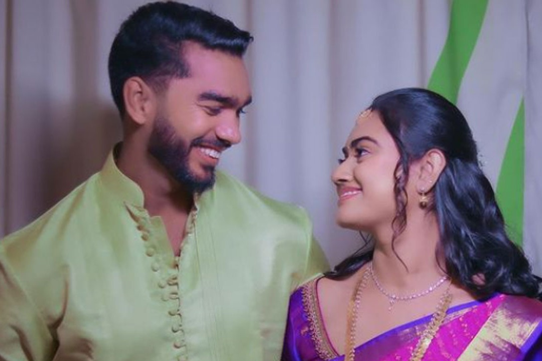 Engagement of young cricketer Venkatesh Iyer and Photos went viral