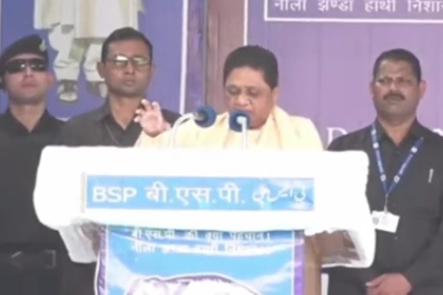 BSP chief Mayawati fires at KCR government