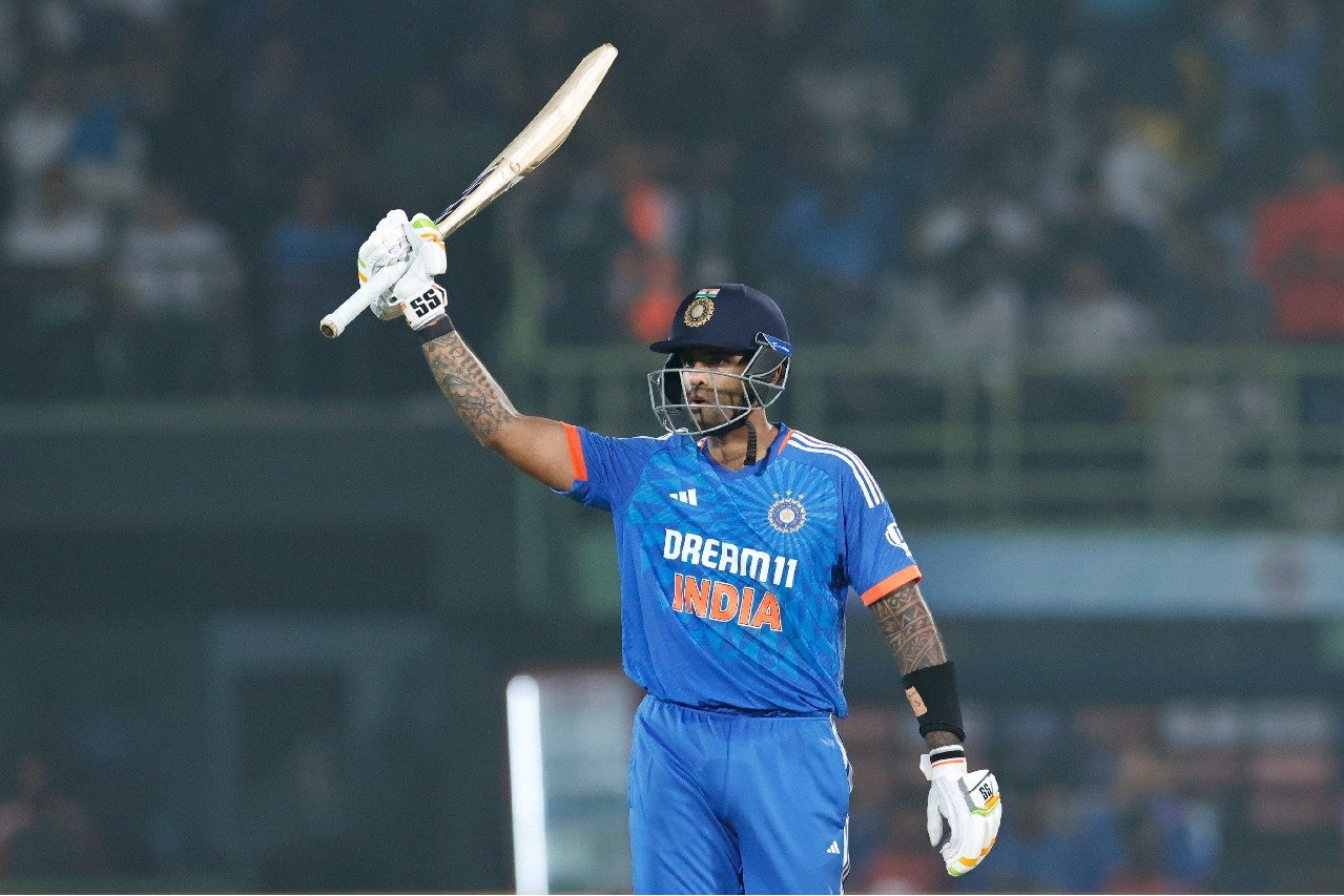 Team India beat Asutralia in last ball thriller 