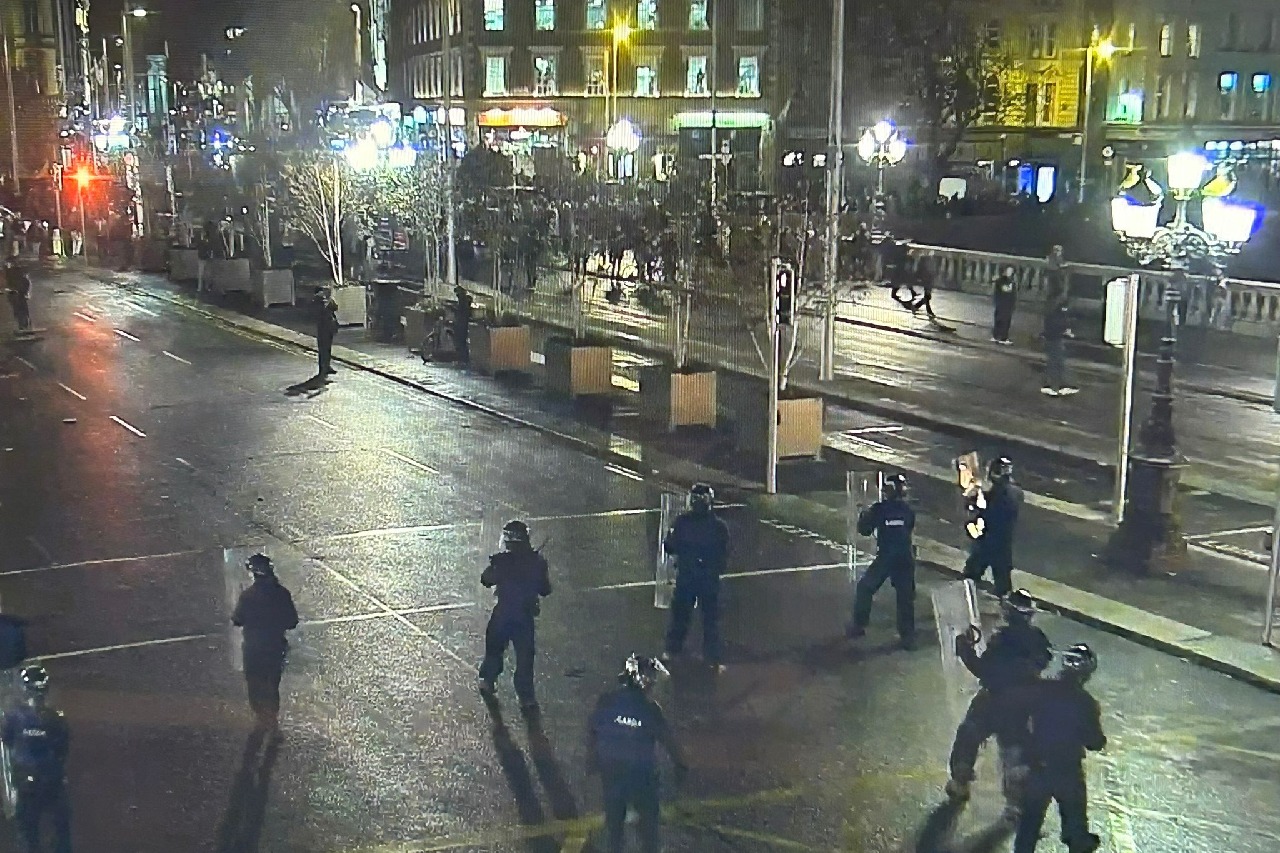 Violent protests in Dublin after children injured in knife attack