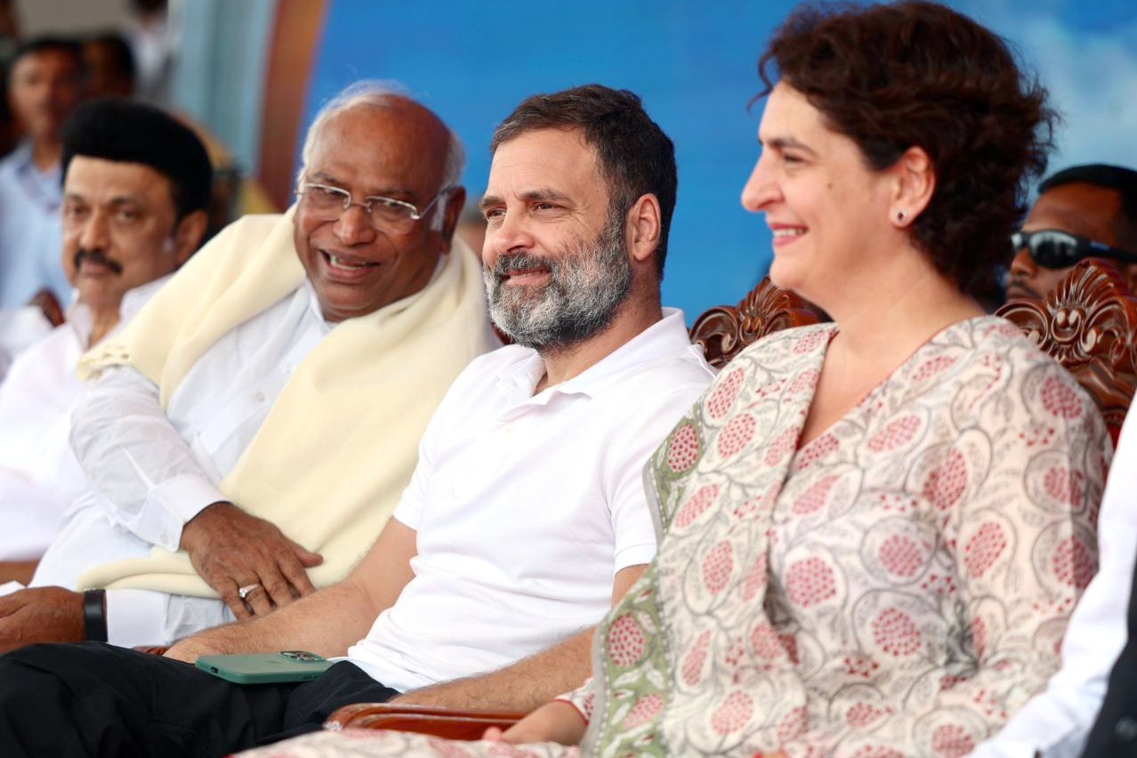 Cong leaders Kharge, Rahul, Priyanka urge voters in Rajasthan to vote for 'guarantee' of their happiness