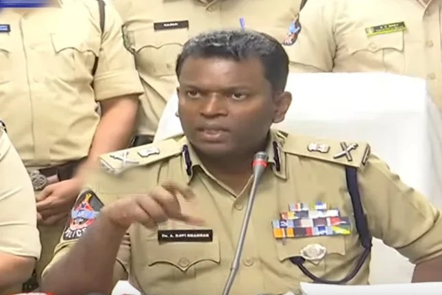 Visakha CP press meet on fishing harbour fire accident 