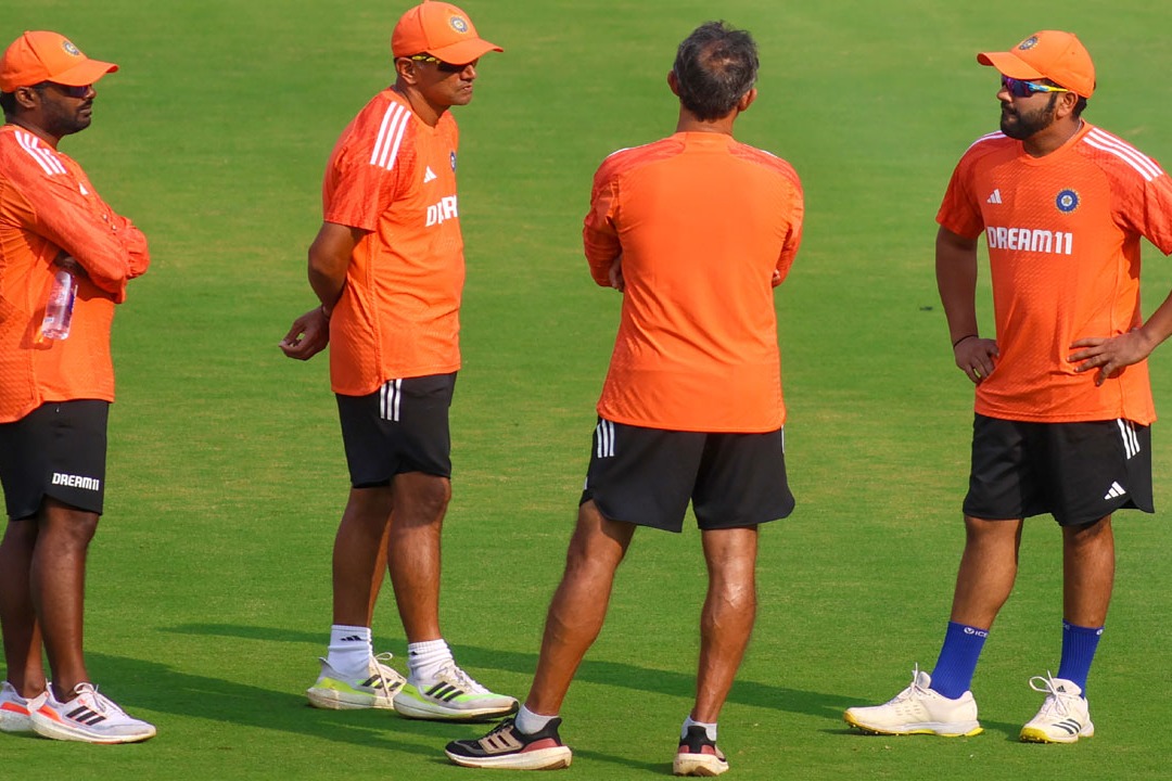 BCCI talks with Dravid and leaning towards a new coach