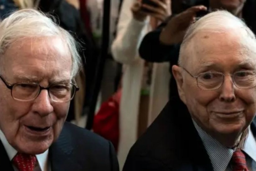 Charlie Munger Warren Buffetts Longtime Business Partner Dies At 99