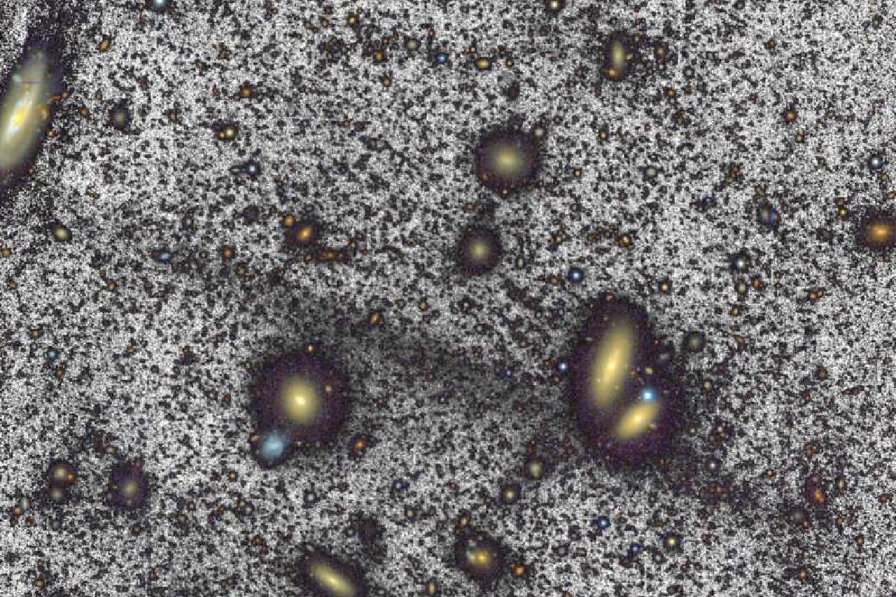 Astronomers find giant stream of stars running between galaxies