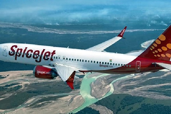 Delhi: 'Prolonged' delay in SpiceJet flight departure leaves passengers frustrated