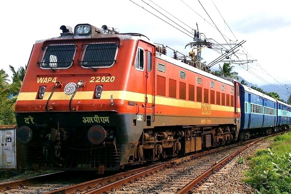Train services cancelled in between kazipet and vijayawada for one week