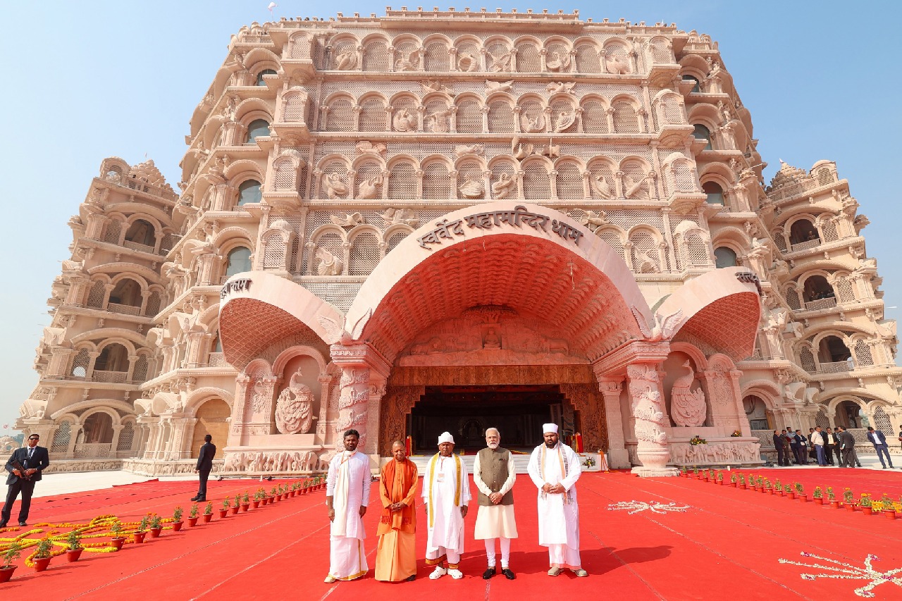 PM Modi inaugurates world largest meditation center in Varanasi