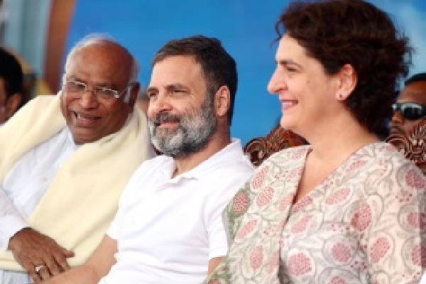 UP Congress wants Rahul, Priyanka, Kharge to contest from state