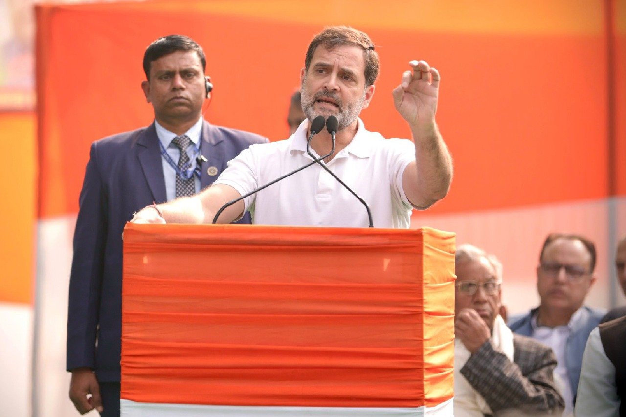 Rahul Gandhi urges professionals to join All India Professionals' Congress