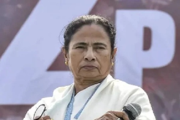 BJP dares Mamata Banerjee to contest against Modi