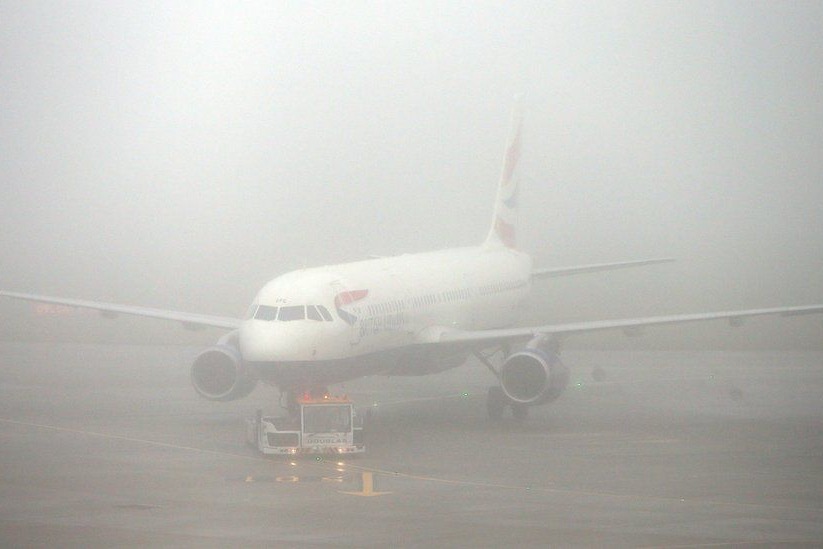 30 flights delayed due to dense fog at Delhi airport