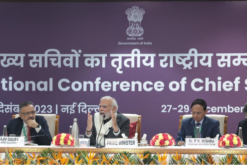 PM Modi brainstorms on good governance with chief secretaries of states