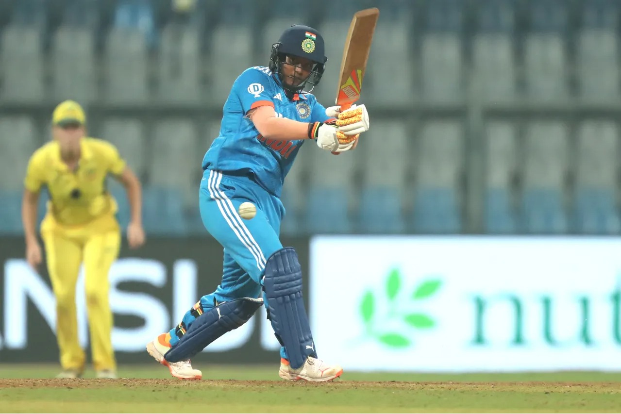 IND-W v AUS-W: Richa Ghosh's 96, Deepti's 5-38 in vain as Australia win thriller by 3 runs, claim series 2-0