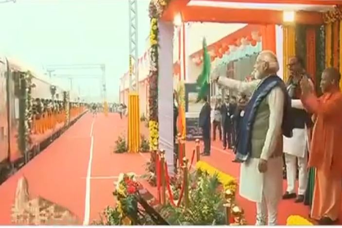 PM Modi In Ayodhya city