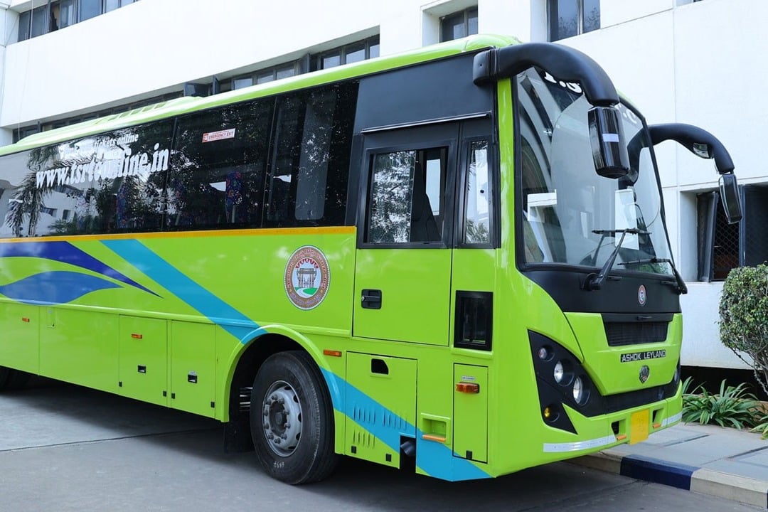 Minister Ponnam Prabhakar Luanches 80 New Buses