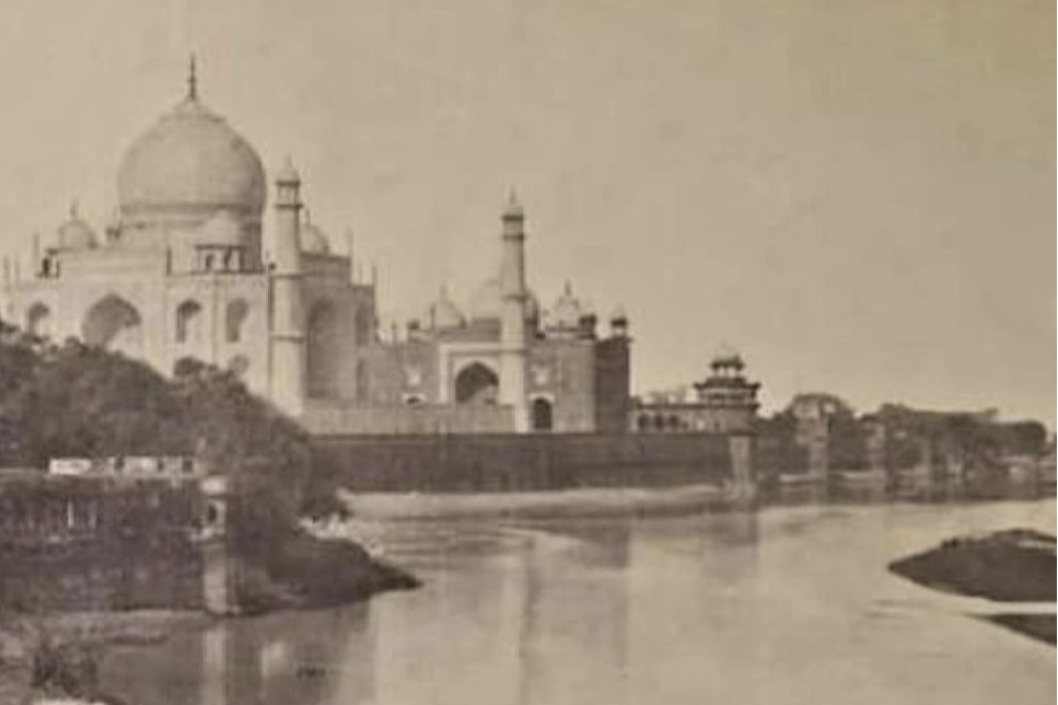 Politics of indecision threatens Taj Mahal