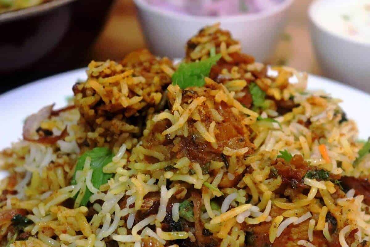 Six arrested for brawl over 'undercooked' biryani at Hyderabad hotel