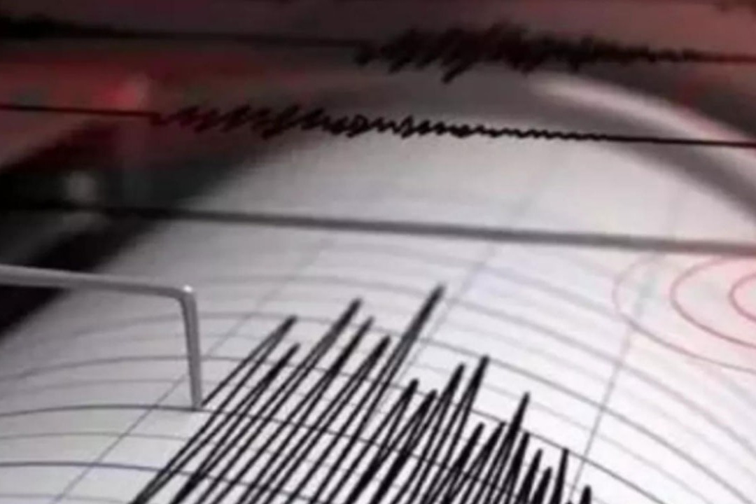 Magnitude over 4 Earthquake jolts Nepal