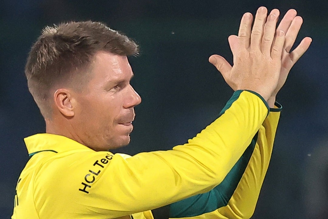 Aussies Star Warner appeal for his baggy green